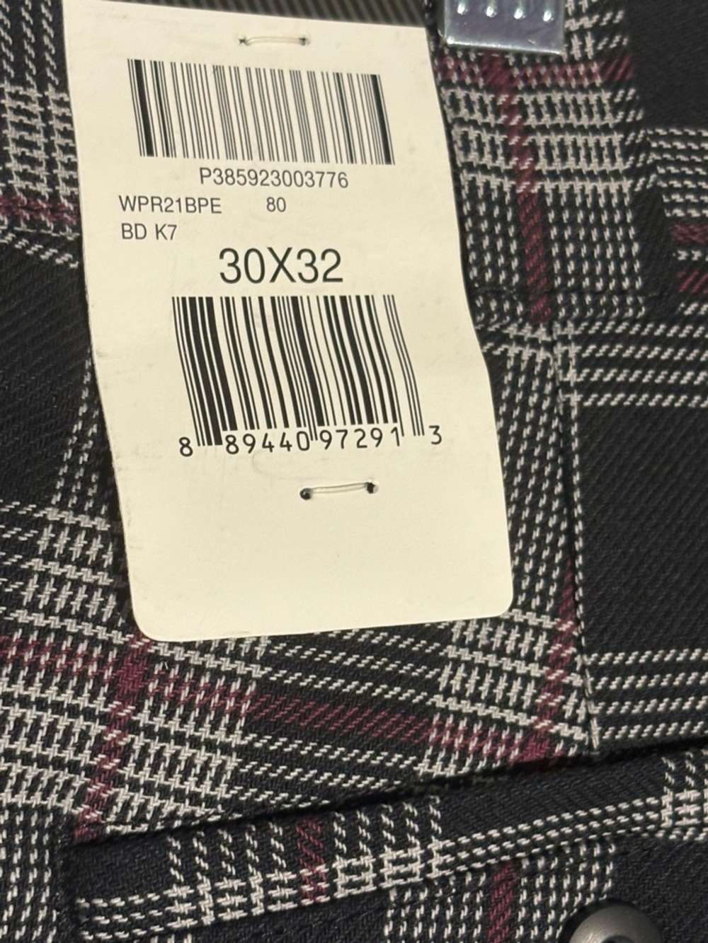 Dickies Plaid Chino Pants Size 30x32 Black Gray Red Regular Fit Straight NWT - Picture 3 of 7